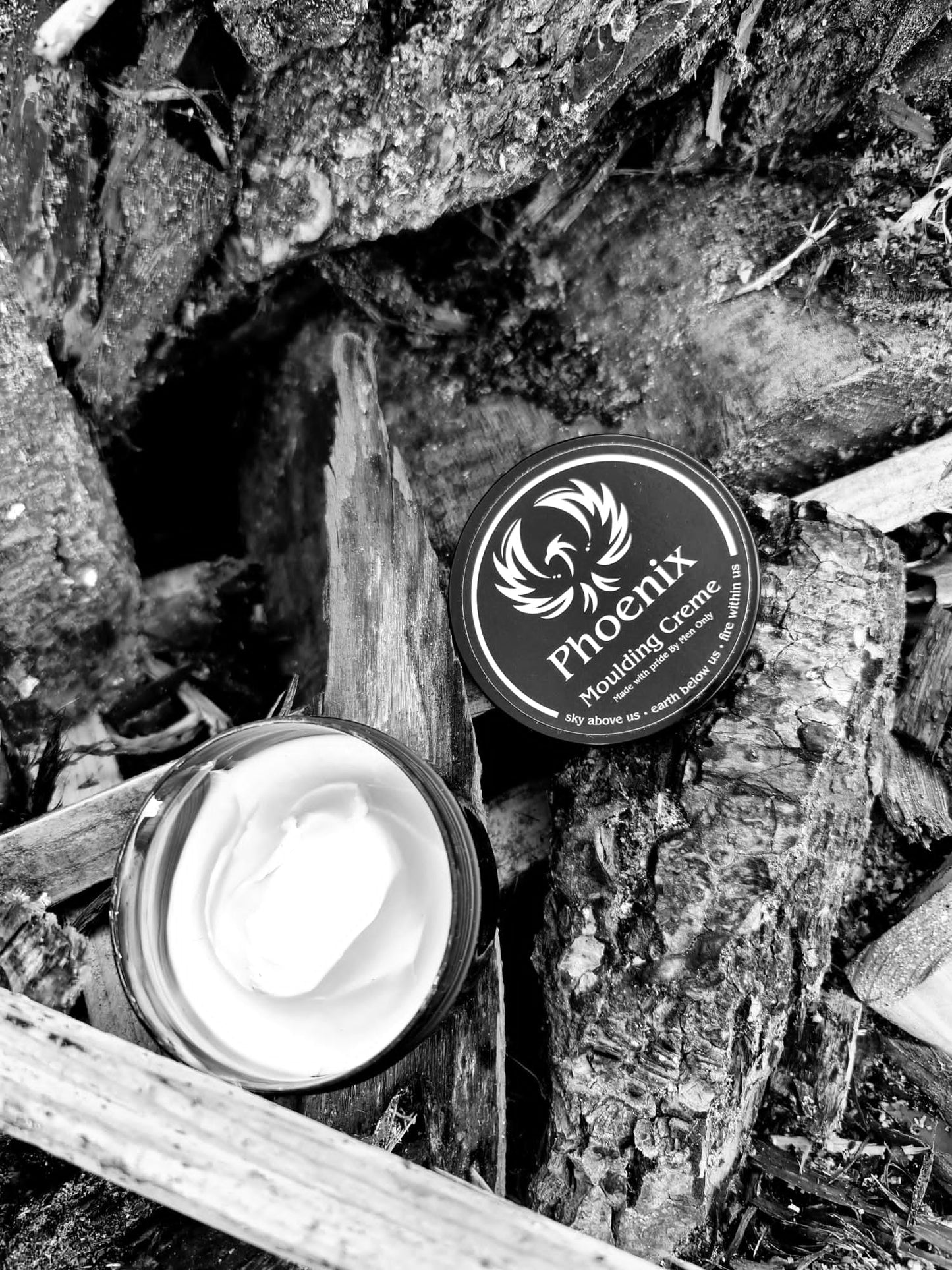 Phoenix Molding Creme